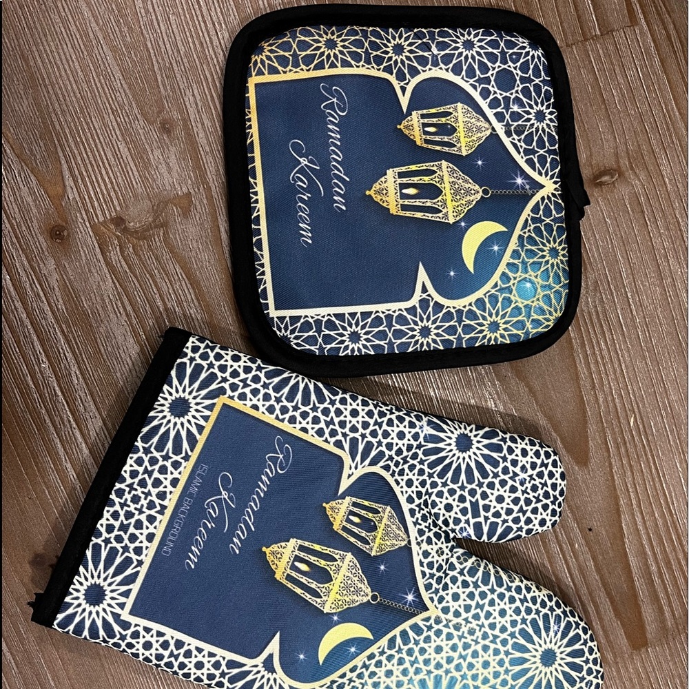 Ramadan oven mitts